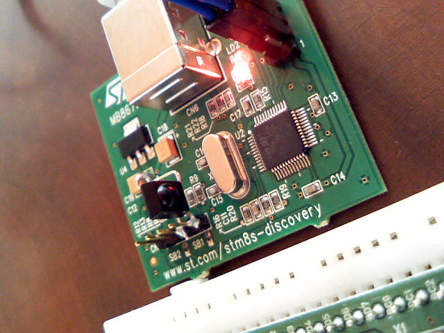 IR-module attached to STM8S Discovery Kit